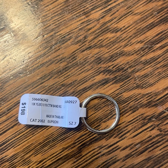 Stackable gold 10k ring - Picture 3 of 3